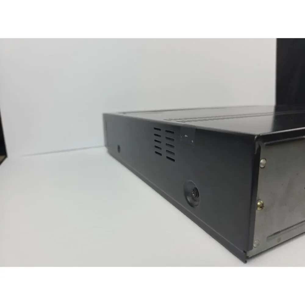 Sony SL-HFR70 Super BetaMax VCR Great looking! Works Great! with OEM Remote!